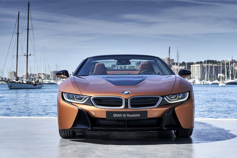  BMW i8 Roadster (I15) 2018 года  (WW) (фото 172 из 198)